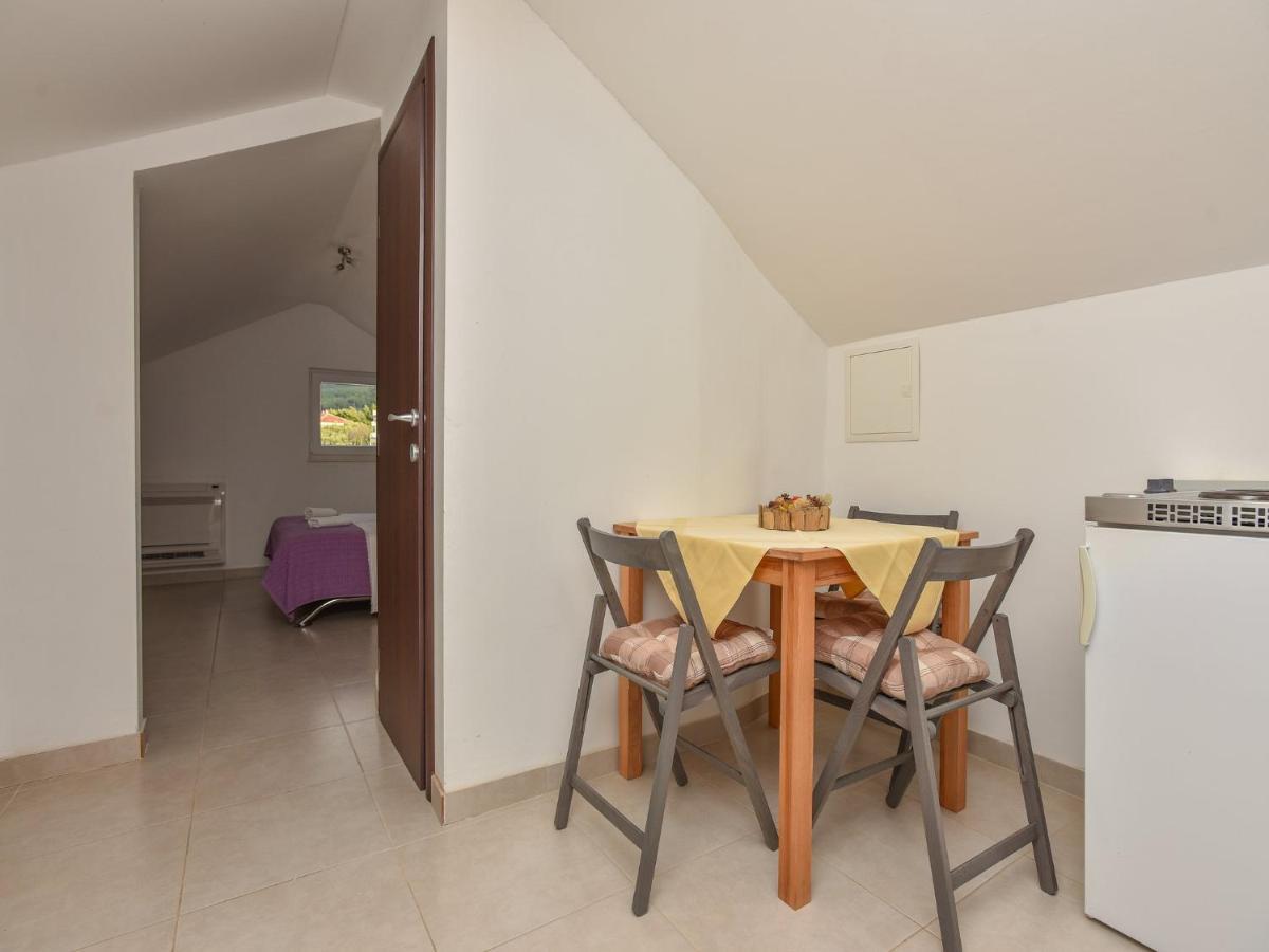 Apartments Zora Tučepi Esterno foto