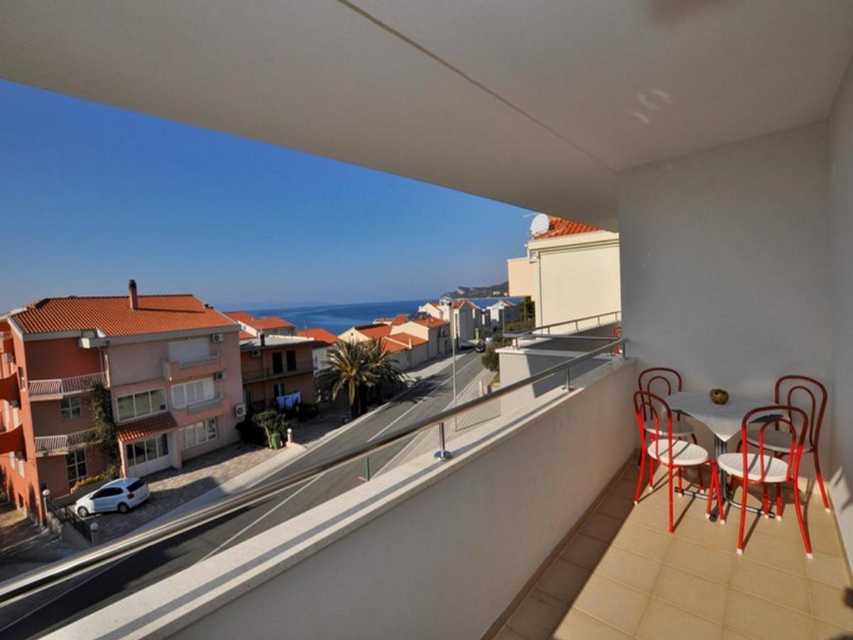 Apartments Zora Tučepi Esterno foto