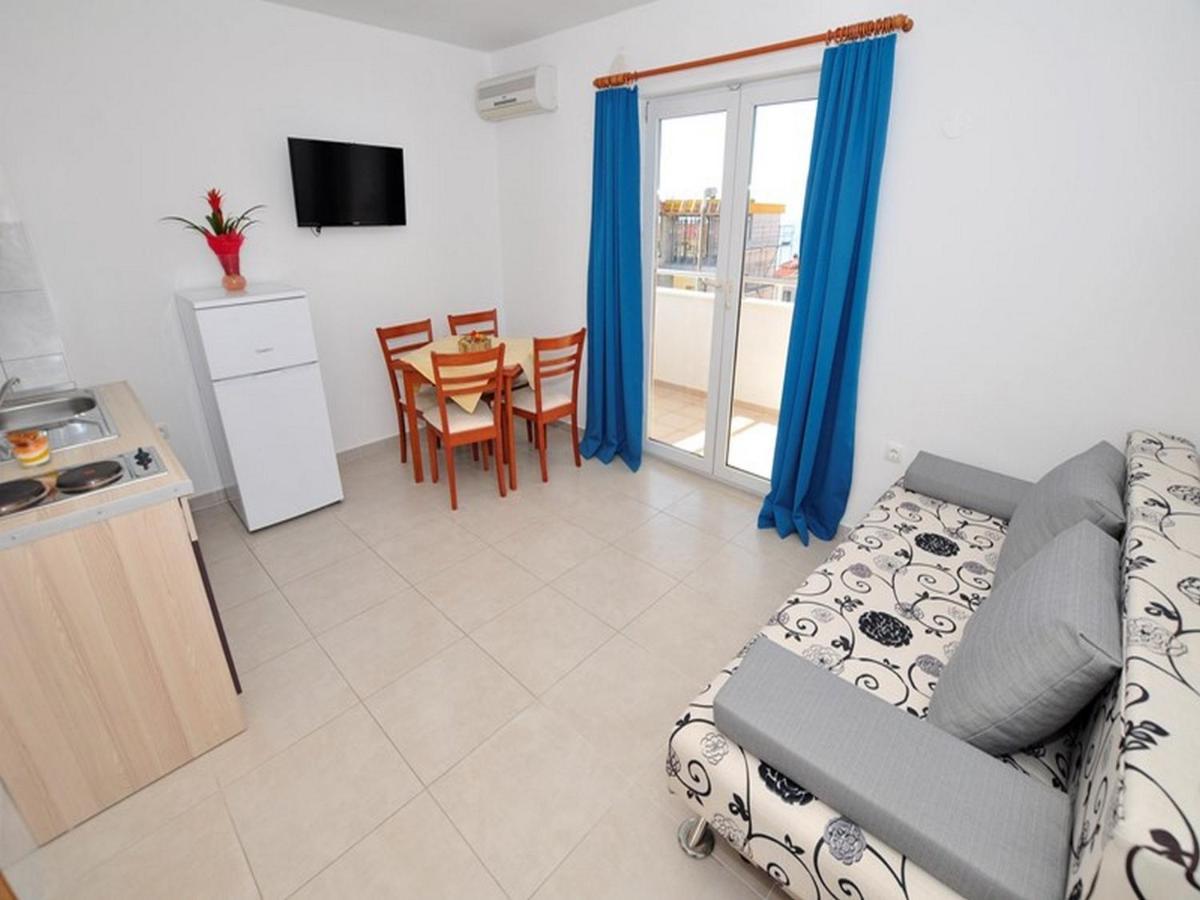 Apartments Zora Tučepi Esterno foto