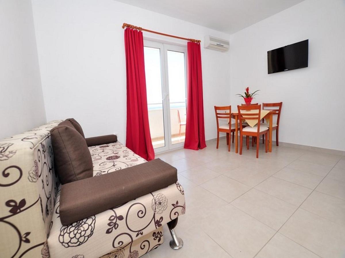 Apartments Zora Tučepi Esterno foto